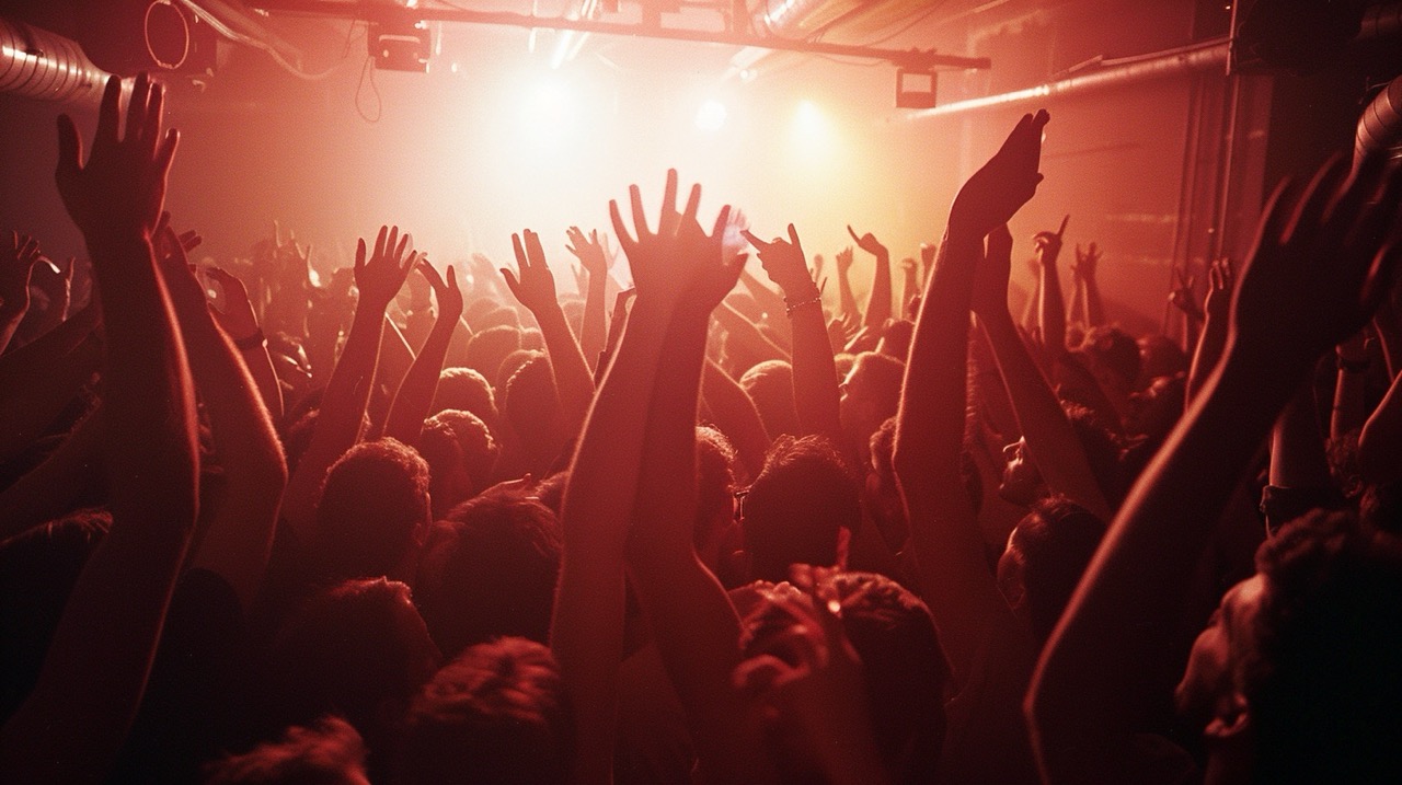 Arctic Monkeys tribute band performing both FWN and AM eras live