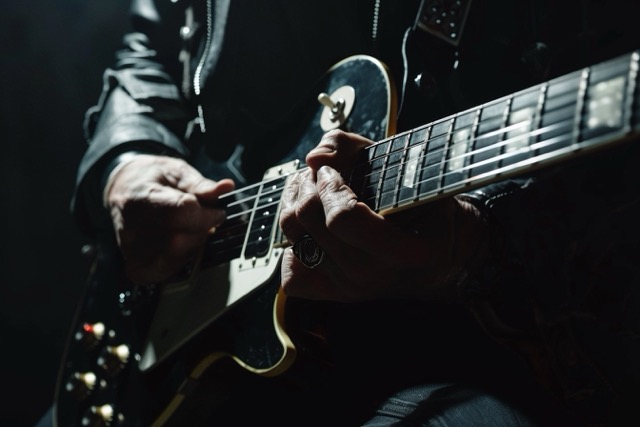 Alex Turner in early Sheffield indie kid style